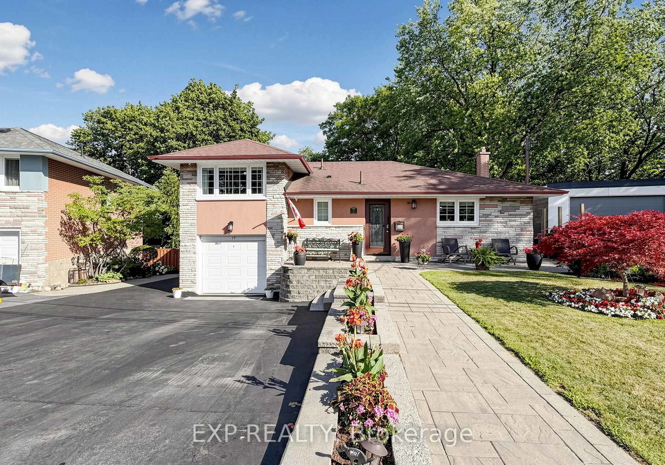 77-letchworth-crescent-toronto-york-ontario-w13575088