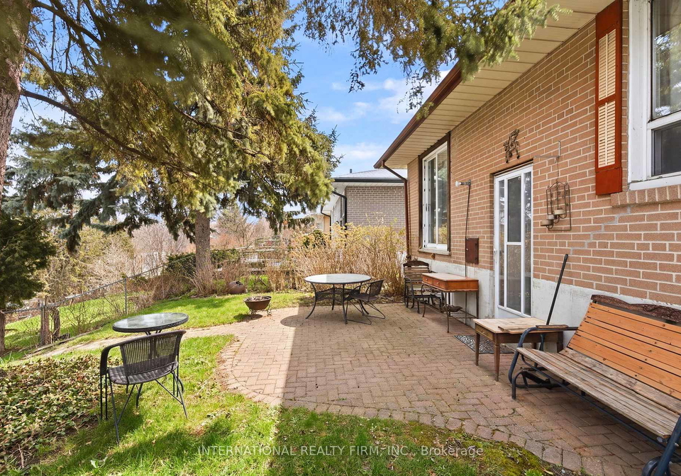 84-hadrian-drive-toronto-etobicoke-ontario-w13575278