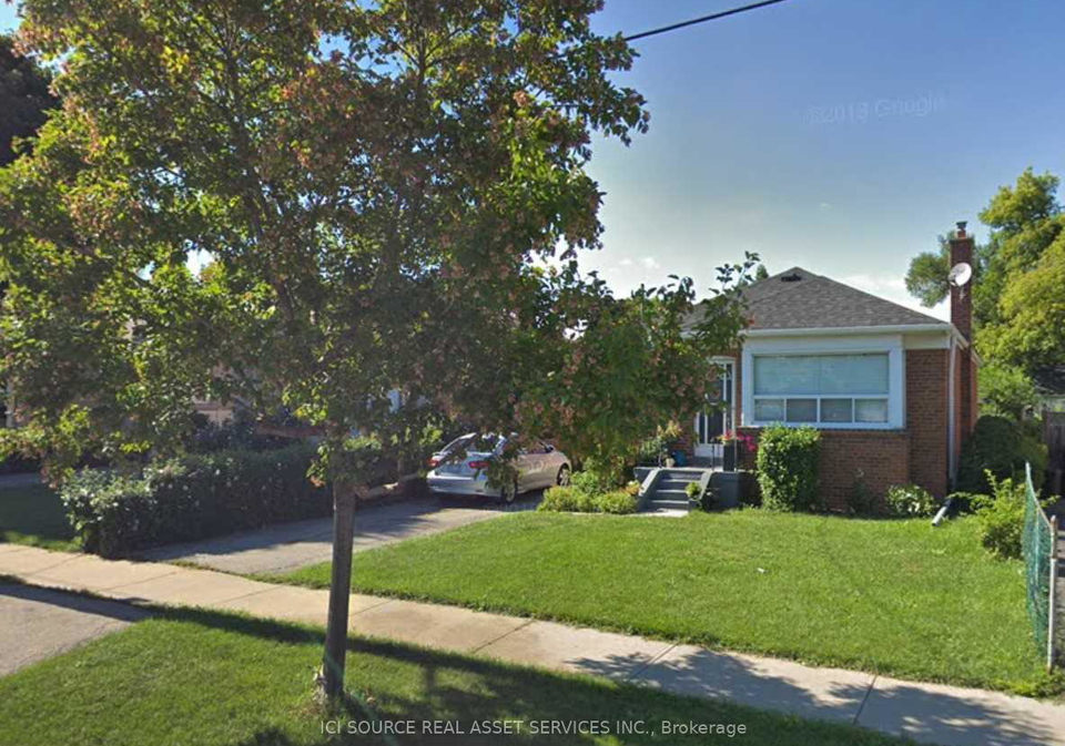 126-silverhill-drive-toronto-etobicoke-ontario-w13575310