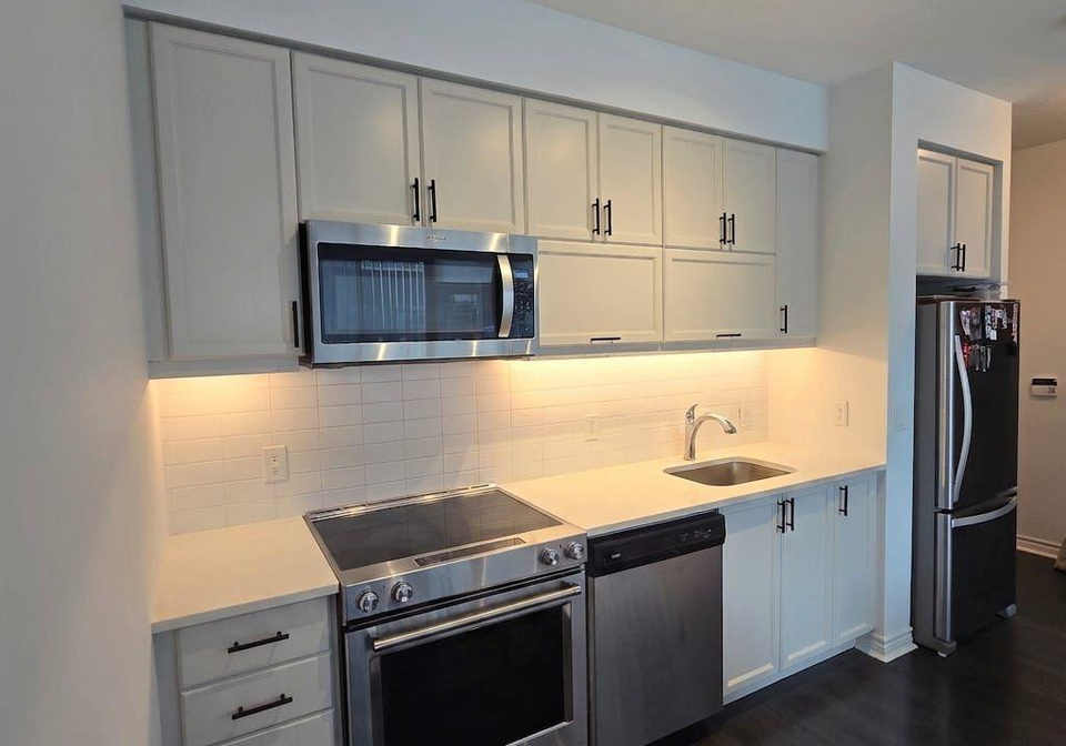 39-annie-craig-drive-toronto-etobicoke-ontario-w13575320