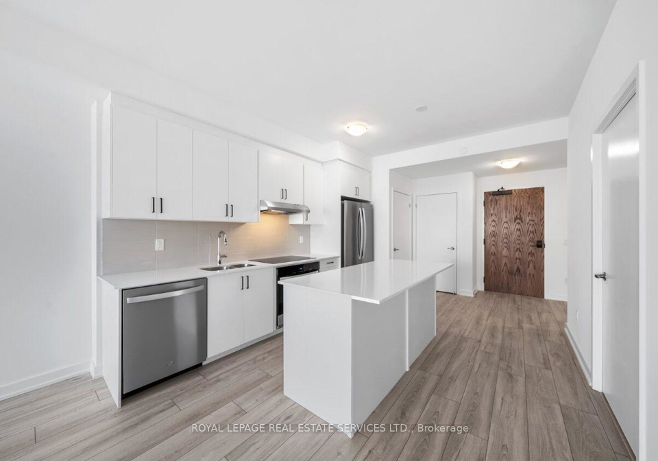 1035-southdown-road-mississauga-ontario-w13575338