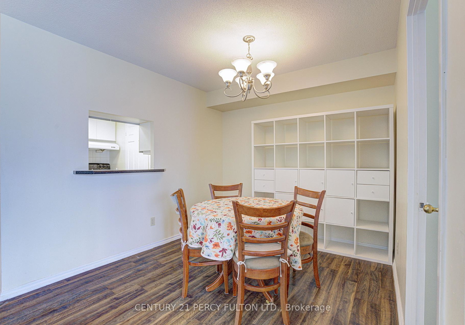 285-enfield-place-mississauga-ontario-w13575450