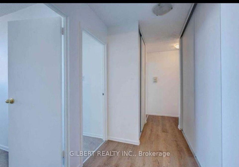 940-caledonia-road-toronto-north-york-ontario-w13575522