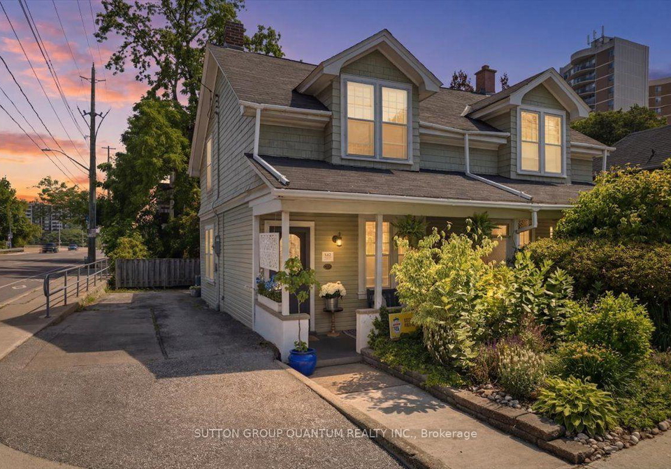 137-chisholm-street-oakville-ontario-w13575630