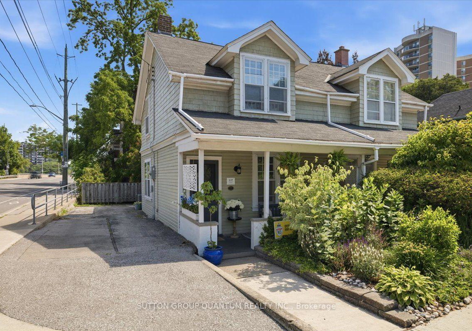 137-chisholm-street-oakville-ontario-w13575630