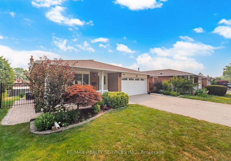 20-malcolm-crescent-brampton-ontario-w13575932