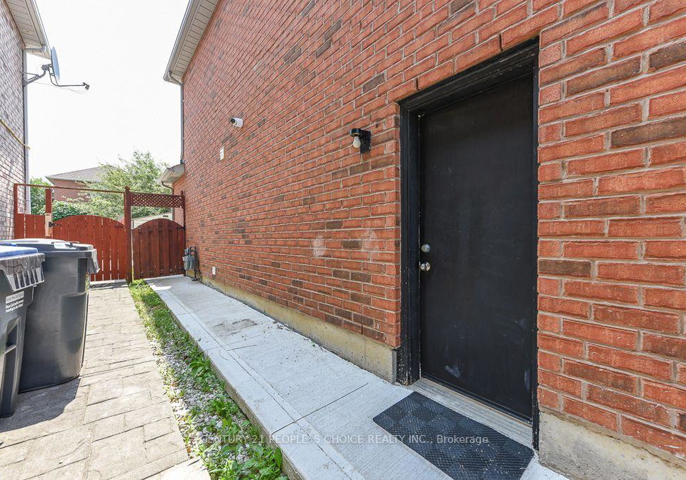 6-sunny-glen-crescent-brampton-ontario-w13576322