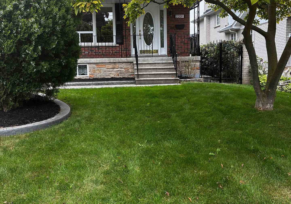 2201-cliff-road-mississauga-ontario-w13576334
