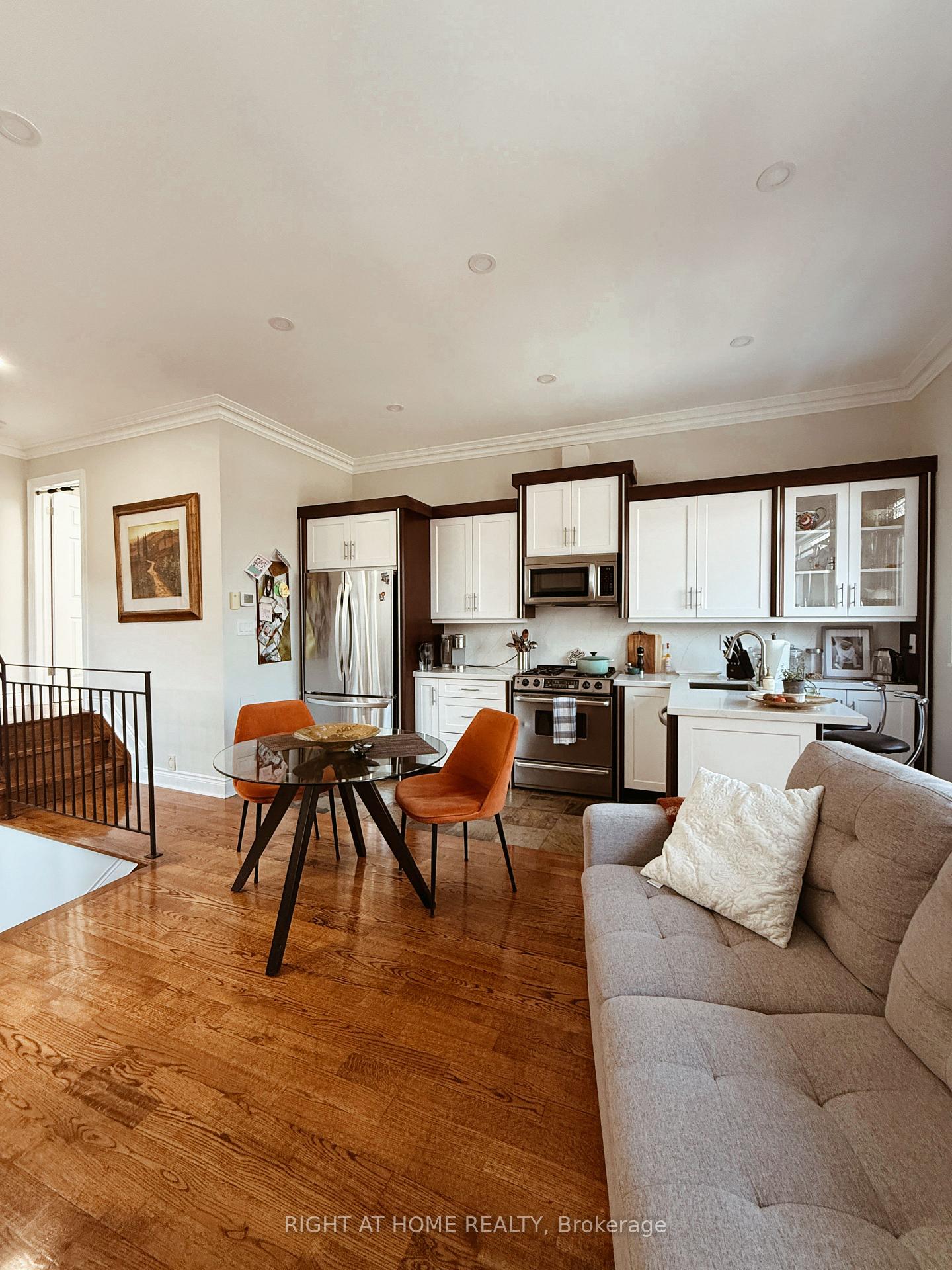 1186-royal-york-road-toronto-etobicoke-ontario-w13576402