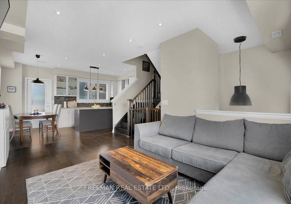 17-locust-lodge-gardens-toronto-york-ontario-w13576514