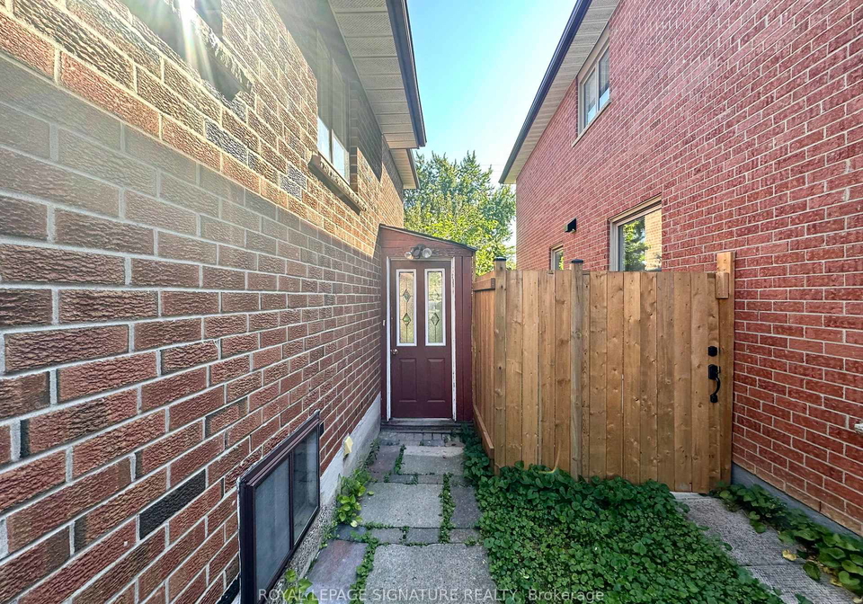 4170-sunset-valley-court-mississauga-ontario-w13576568