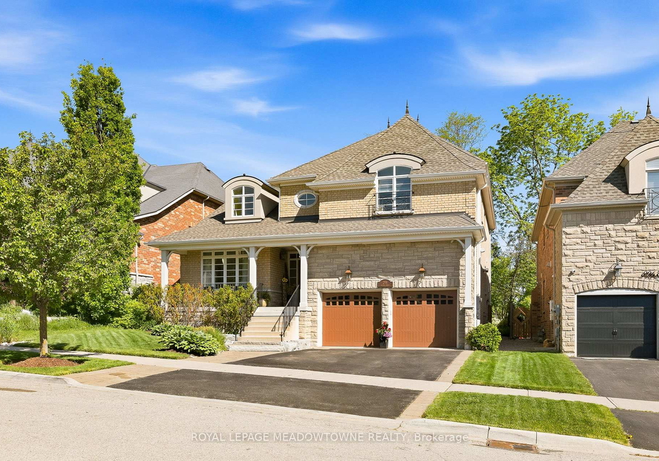298-eaton-street-halton-hills-ontario-w13576606