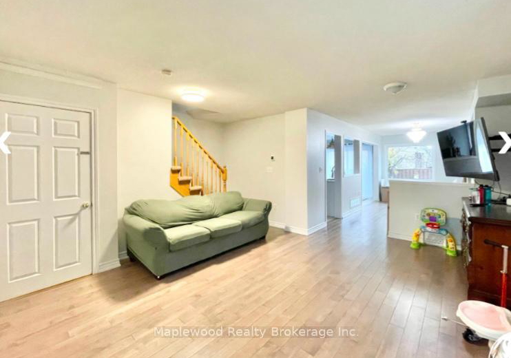 7028-black-walnut-trail-mississauga-ontario-w13576608