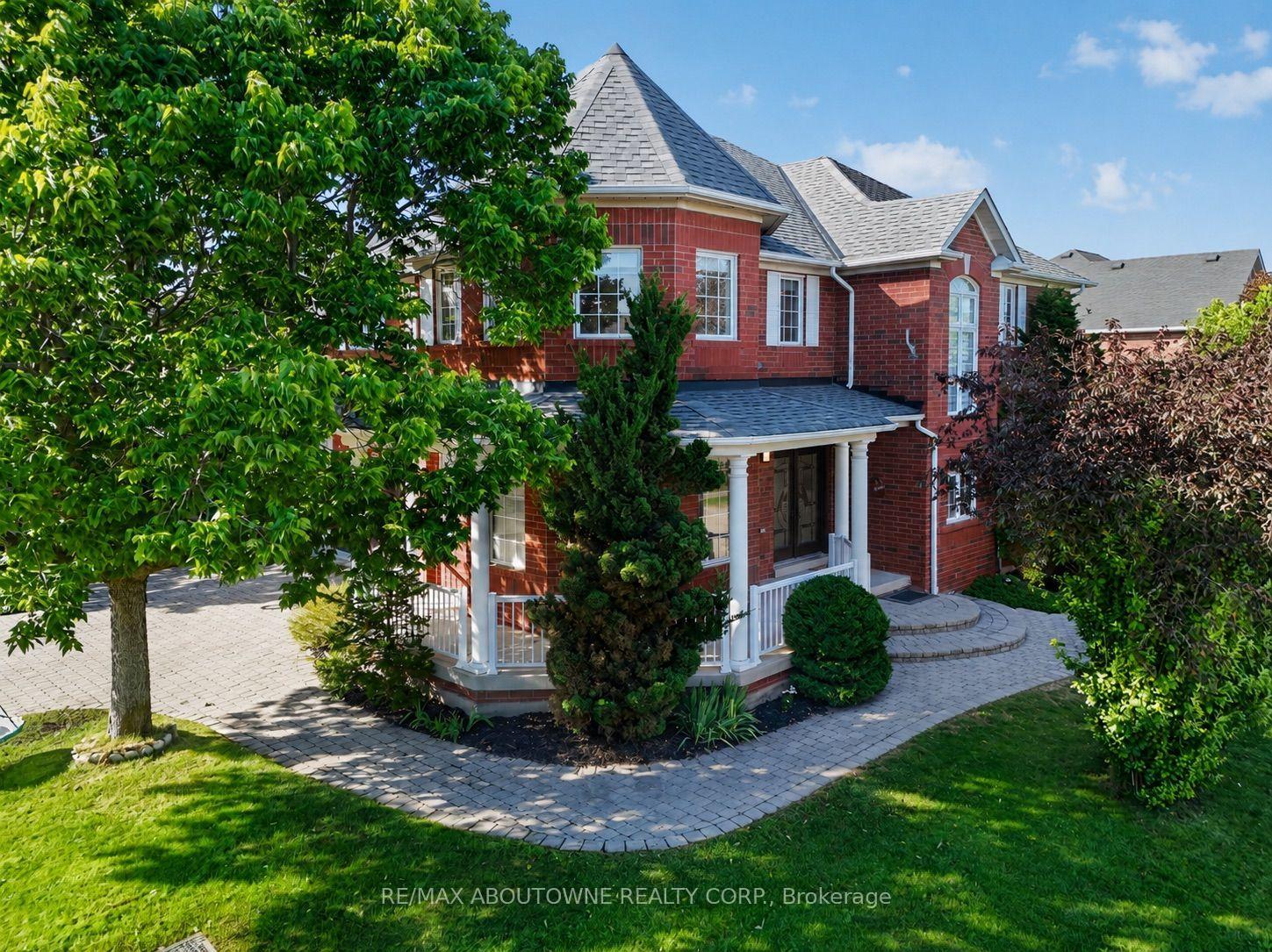 2201-lapsley-crescent-oakville-ontario-w13576610