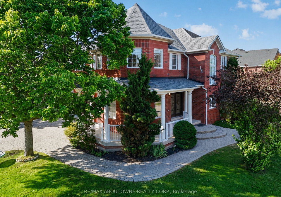 2201-lapsley-crescent-oakville-ontario-w13576610