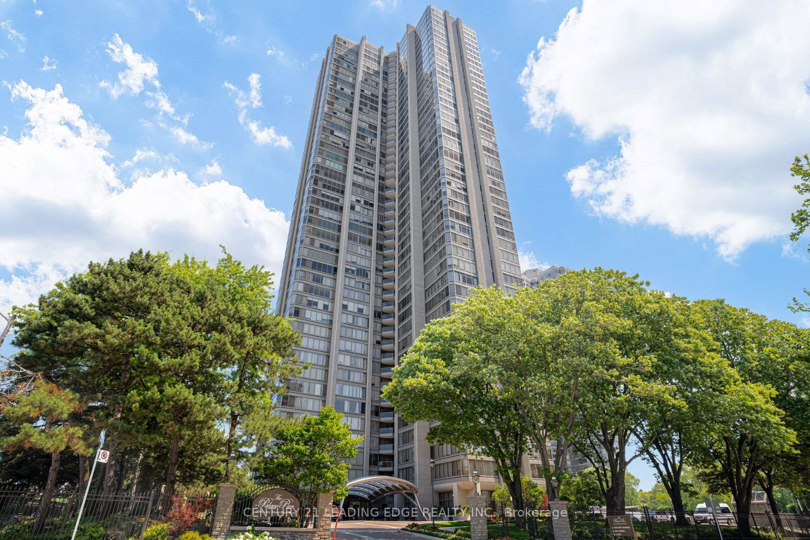 2045-lake-shore-boulevard-w-toronto-etobicoke-ontario-w13576630