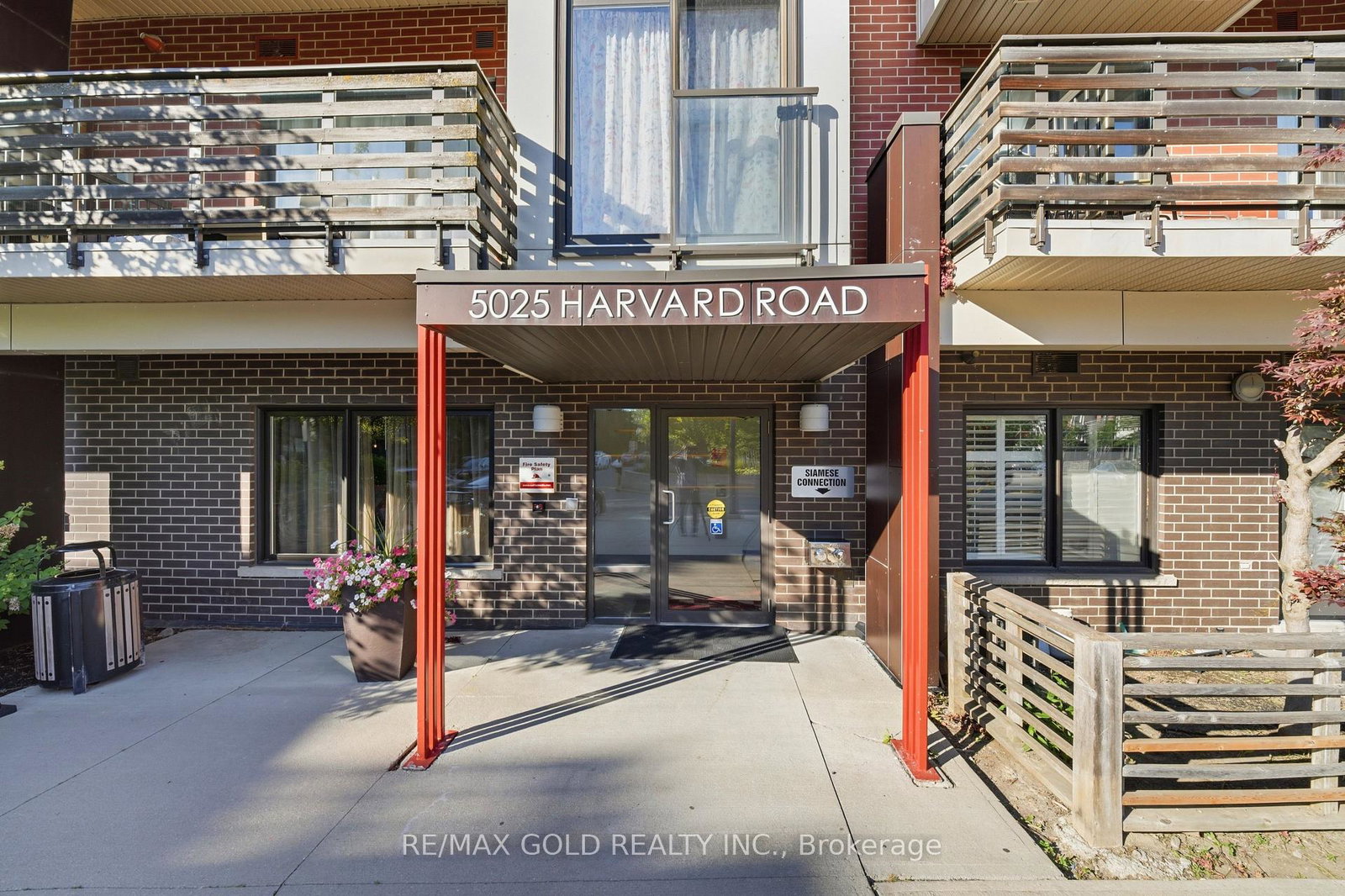5025-harvard-road-mississauga-ontario-w13576944