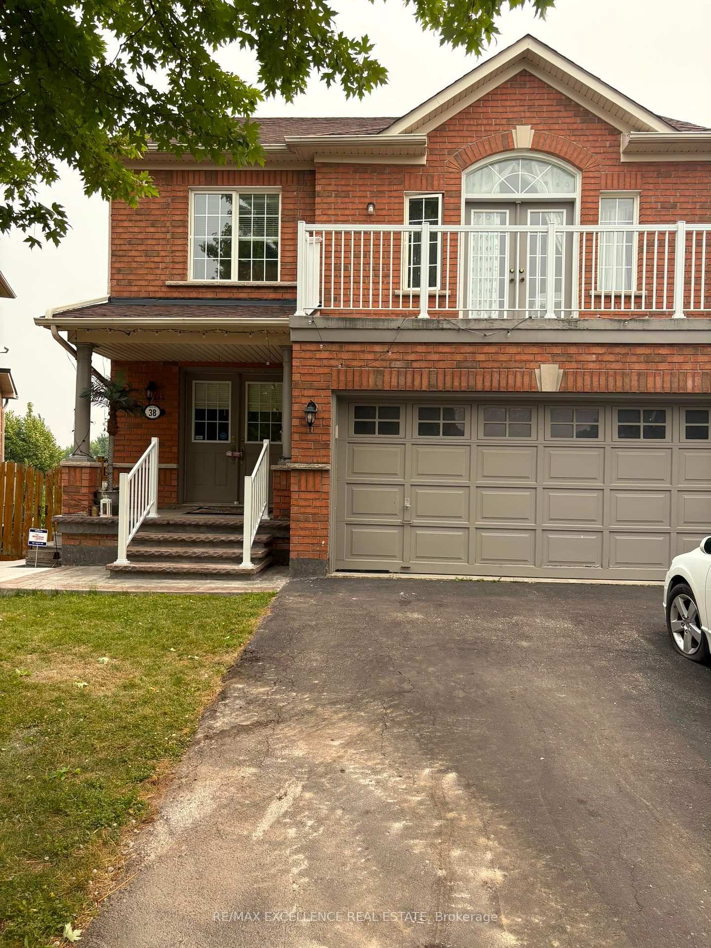38-dells-crescent-brampton-ontario-w13577090