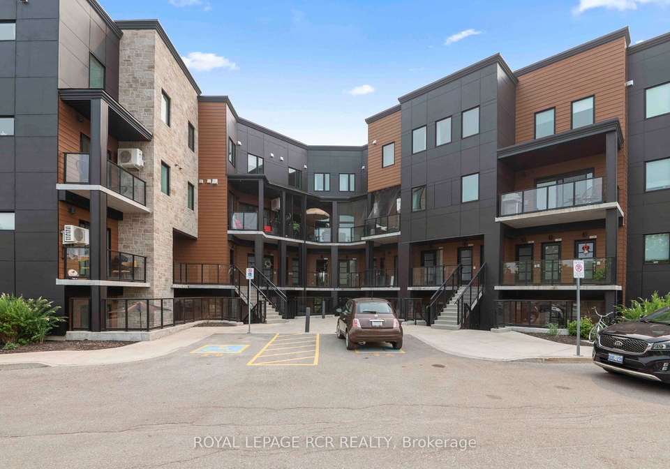 17-centre-street-orangeville-ontario-w13577092