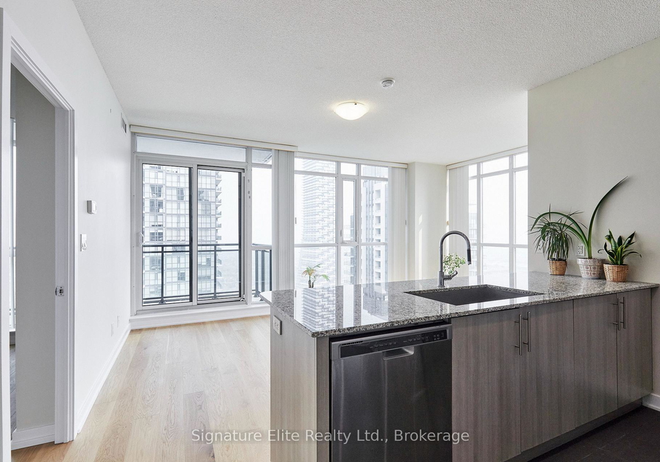 4099-brickstone-mews-mississauga-ontario-w13577392