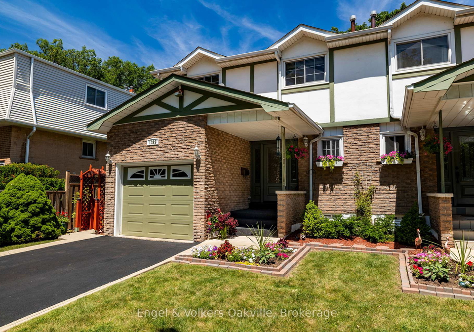 1329-white-oaks-boulevard-oakville-ontario-w13577464