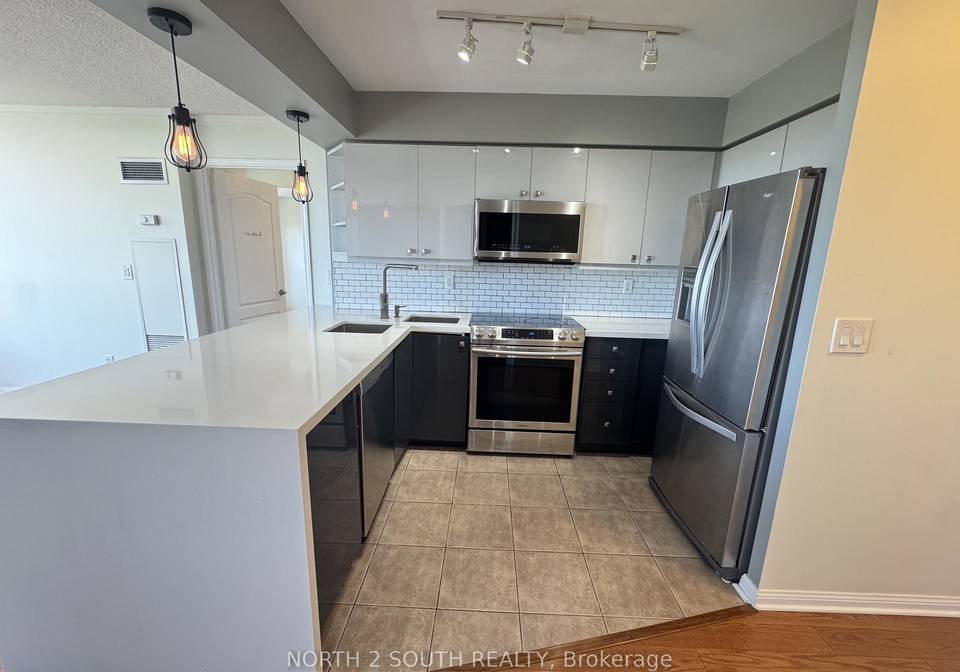 1150-parkwest-place-mississauga-ontario-w13577540