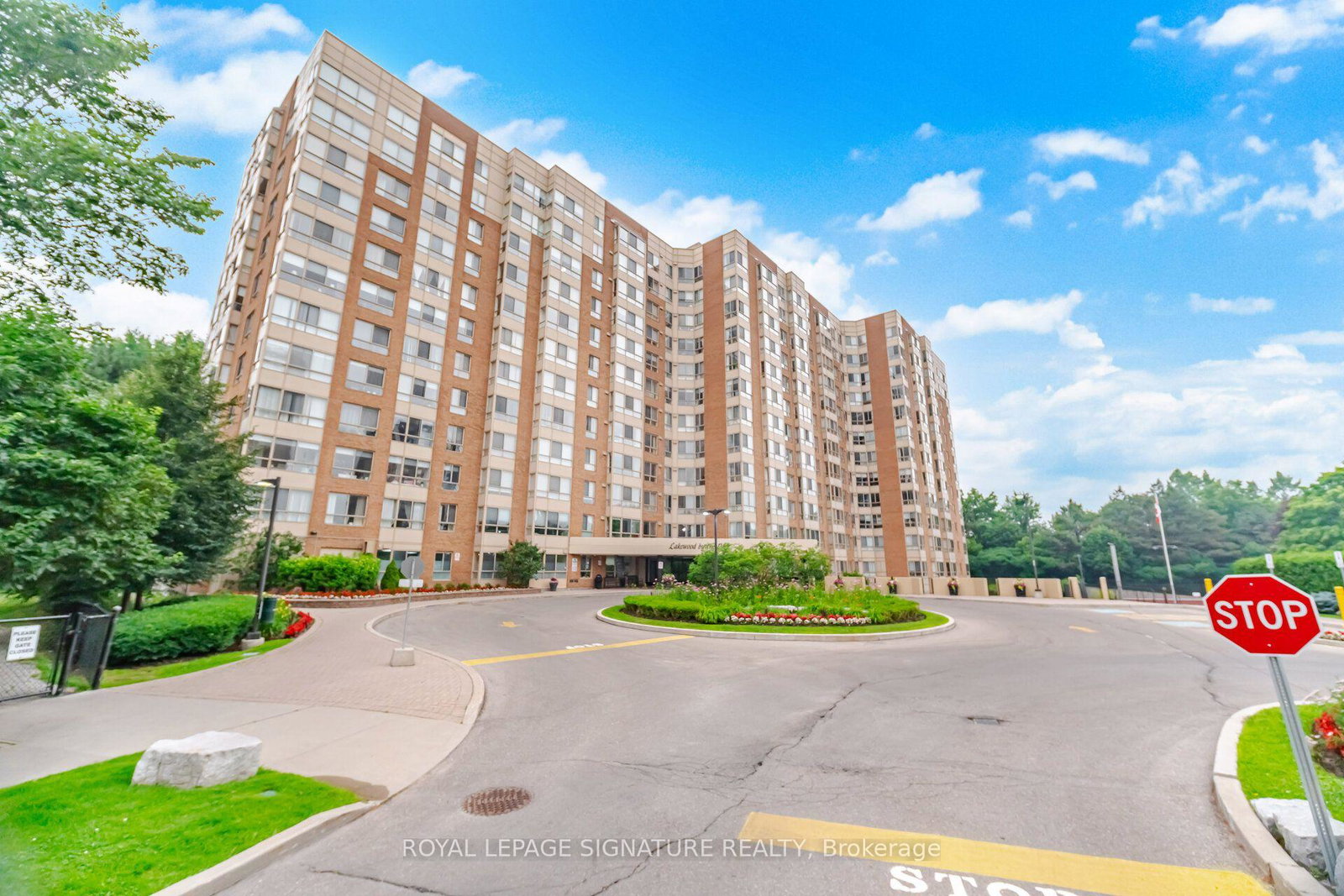 1485-lakeshore-road-e-mississauga-ontario-w13577604