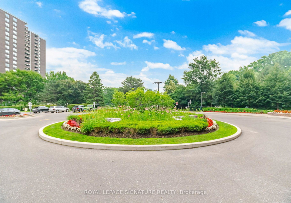 1485-lakeshore-road-e-mississauga-ontario-w13577604