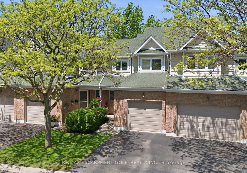 2215-cleaver-avenue-burlington-ontario-w13577638