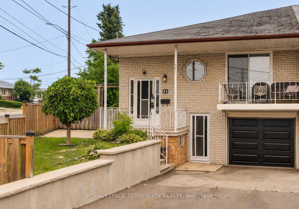 21-buckland-road-toronto-york-ontario-w13577868