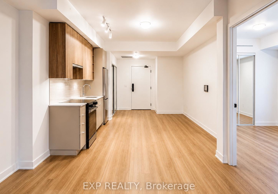 2075-lakeshore-road-s-burlington-ontario-w13577892