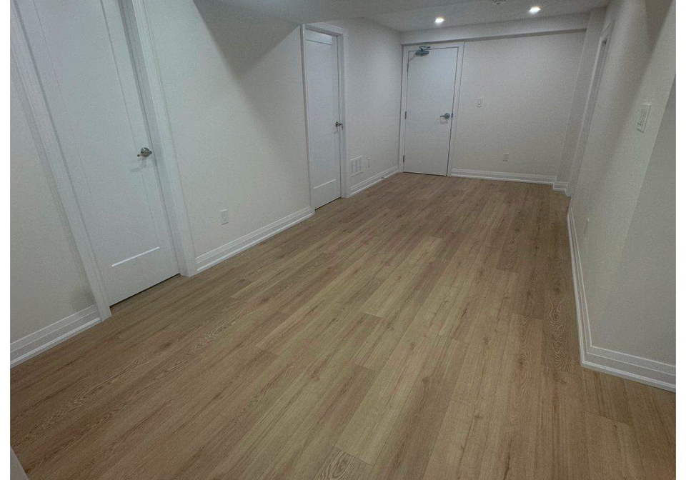 18-hullen-crescent-toronto-etobicoke-ontario-w13578014