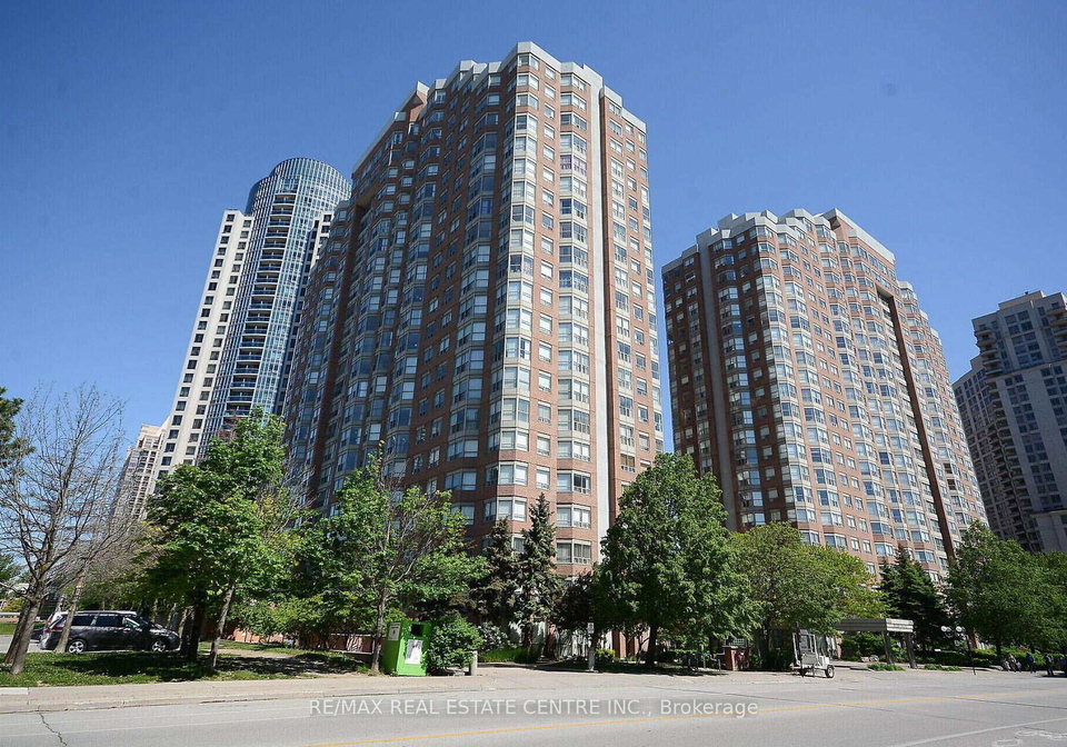 335-webb-drive-mississauga-ontario-w13578086