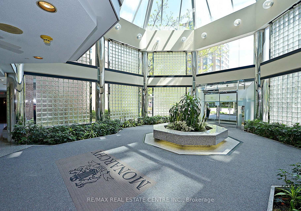 335-webb-drive-mississauga-ontario-w13578086