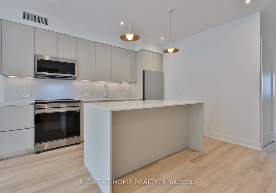266-indian-grove-toronto-toronto-ontario-w13578210