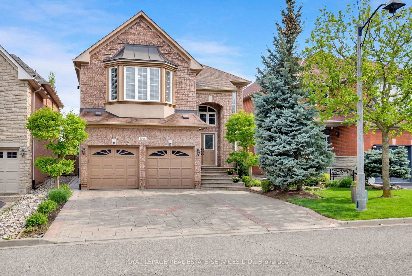 2252-foxfield-road-oakville-ontario-w13578362