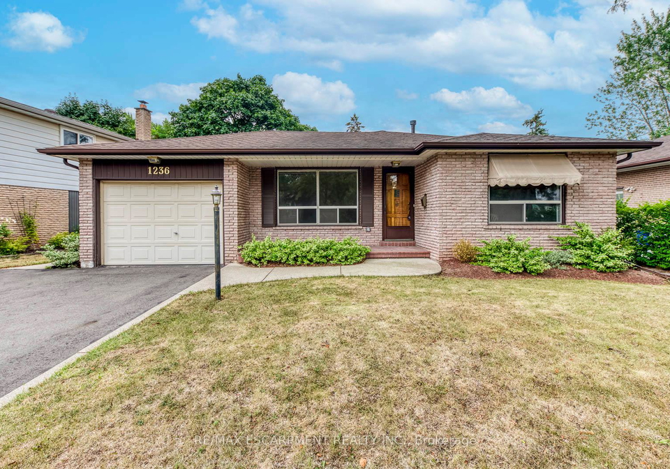 1236-grange-road-oakville-ontario-w13578492