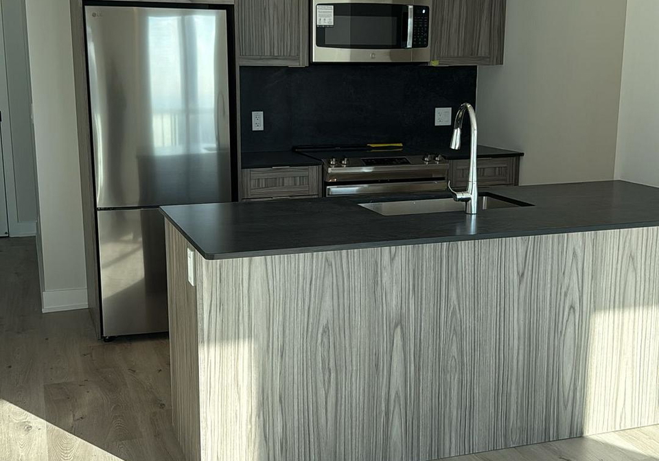 430-square-one-drive-mississauga-ontario-w13578608