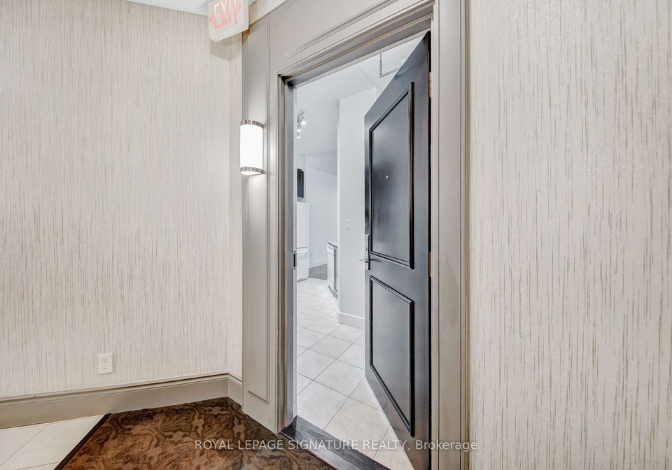 25-earlington-avenue-toronto-etobicoke-ontario-w13578736