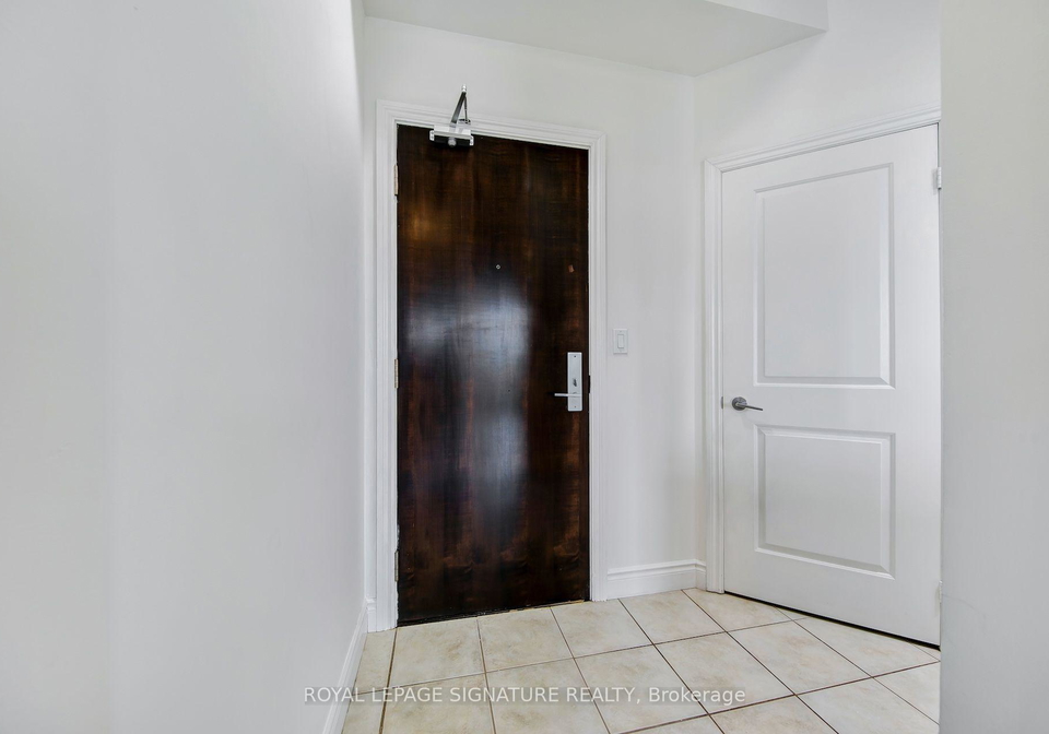 25-earlington-avenue-toronto-etobicoke-ontario-w13578736