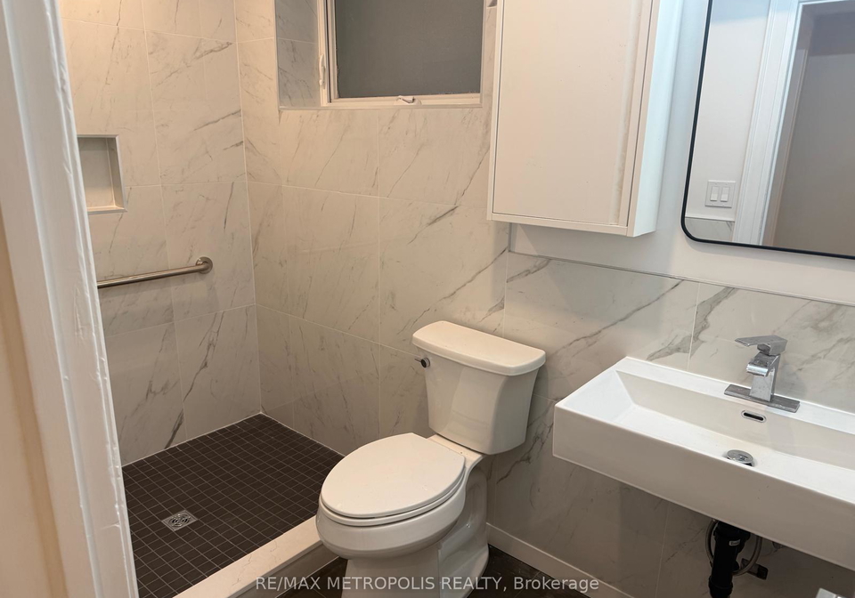 14-stephen-drive-toronto-etobicoke-ontario-w13578800