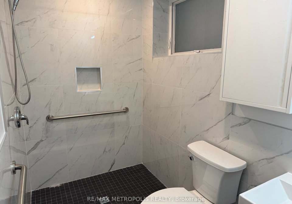 14-stephen-drive-toronto-etobicoke-ontario-w13578800