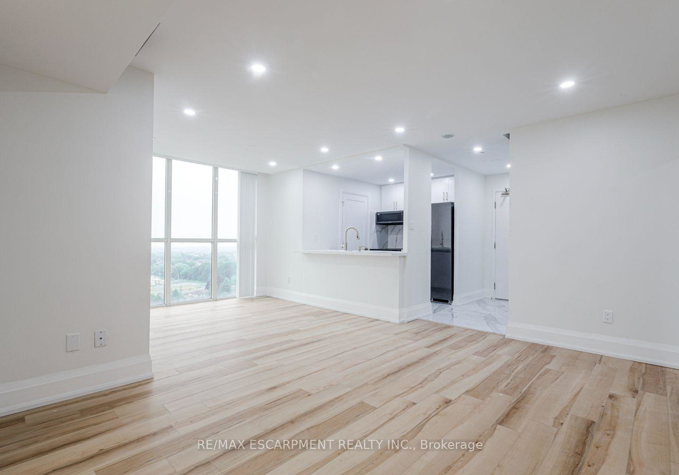 285-enfield-place-mississauga-ontario-w13578832