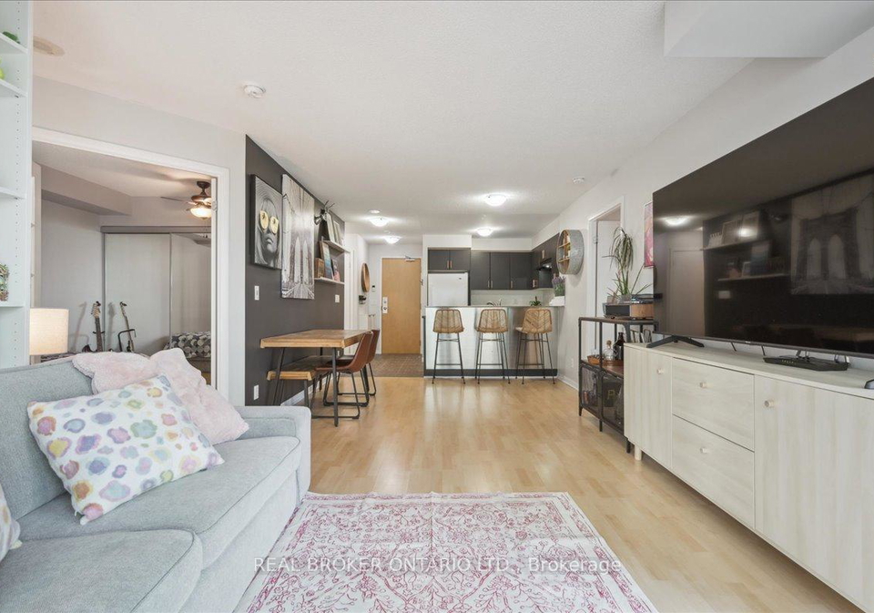 185-legion-road-n-toronto-etobicoke-ontario-w13579008