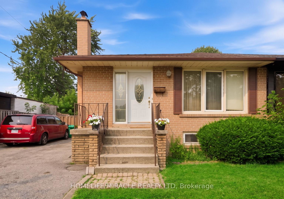 7089-landen-court-mississauga-ontario-w13579428