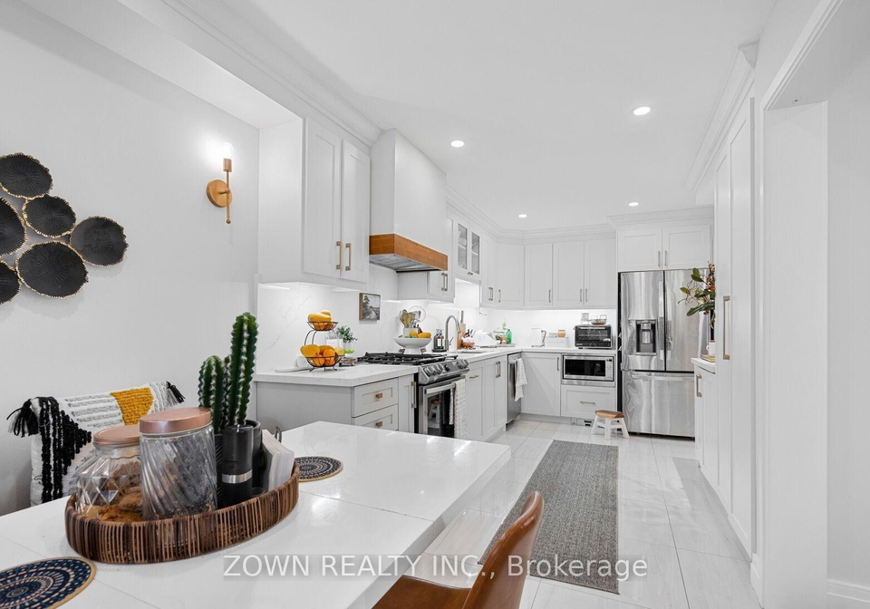 5253-bushelgrove-circle-mississauga-ontario-w13579464