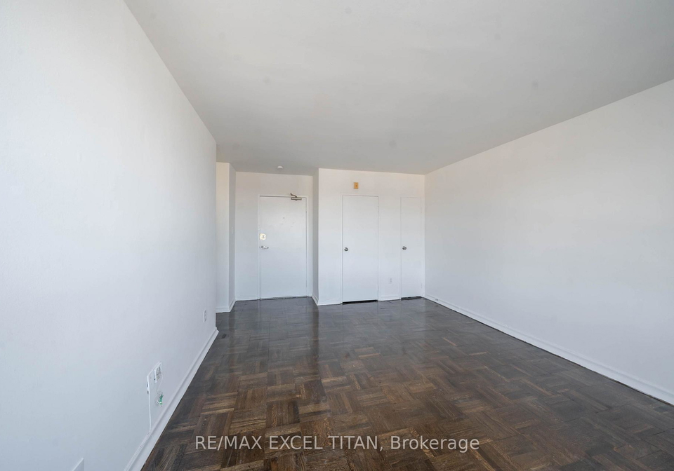 2507-eglinton-avenue-w-toronto-toronto-ontario-w13579492