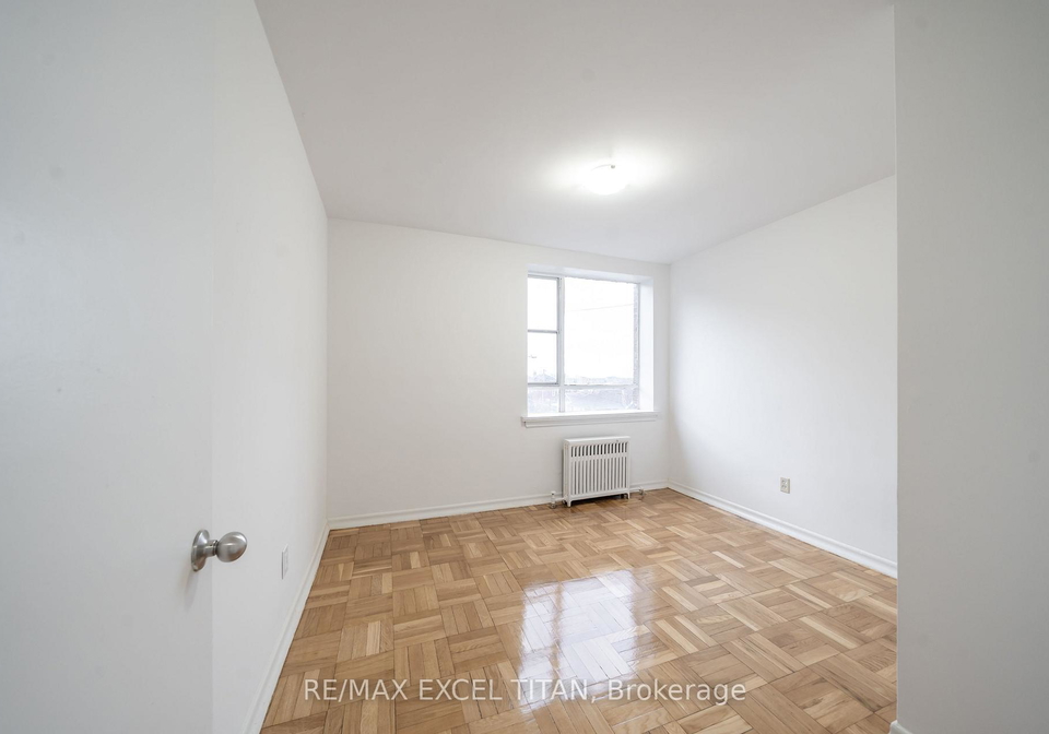 2507-eglinton-avenue-w-toronto-toronto-ontario-w13579500