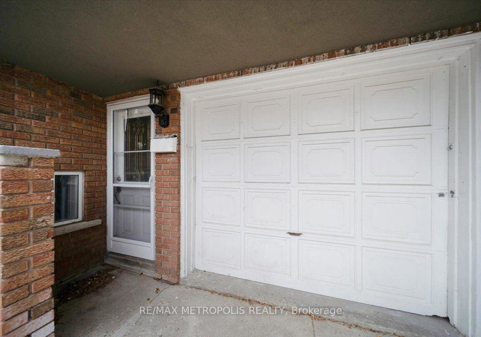 39-jellicoe-crescent-brampton-ontario-w13579524