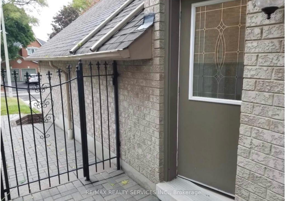 1543-polesden-drive-mississauga-ontario-w13579898